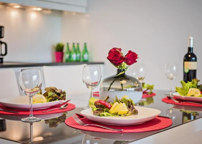 Apartment Homely Place Serce Poznania - Stary Rynek - Parking *