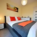 Homely Place Serce Poznania - Stary Rynek - Parking Διαμέρισμα